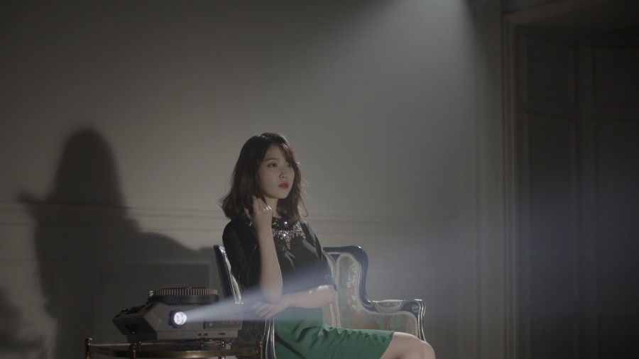 IU – My Old Story (官方MV) [Master] [1080P 1.36G]