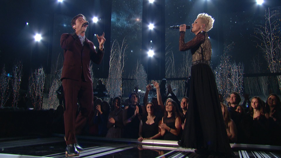 格莱美现场 : P!NK & Nate Reuss – Try, Just Give Me One Reason (56th Grammy Awards) [HDTV 2.69G]