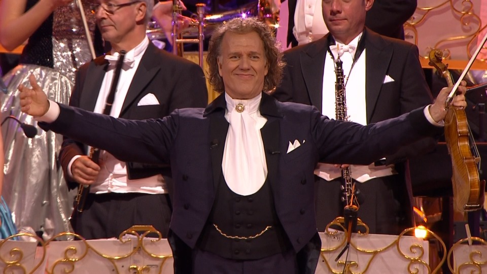 Andre Rieu 安德烈瑞欧 – Happy Birthday! A Celebration of 25 Years of the Johann Strauss Orchestra 马斯特里赫25周年生日音乐会 (2013) 1080P蓝光原盘 [BDMV 34.9G]Blu-ray、古典音乐会、蓝光演唱会10