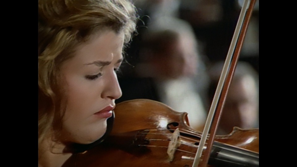 卡拉扬 – 贝多芬小提琴协奏曲 (穆特) – Herbert von Karajan & BPO – Beethoven Violin Concerto (Anne-Sophie Mutter) (2020) 1080P蓝光原盘 [BDMV 15.4G]Blu-ray、古典音乐会、蓝光演唱会10